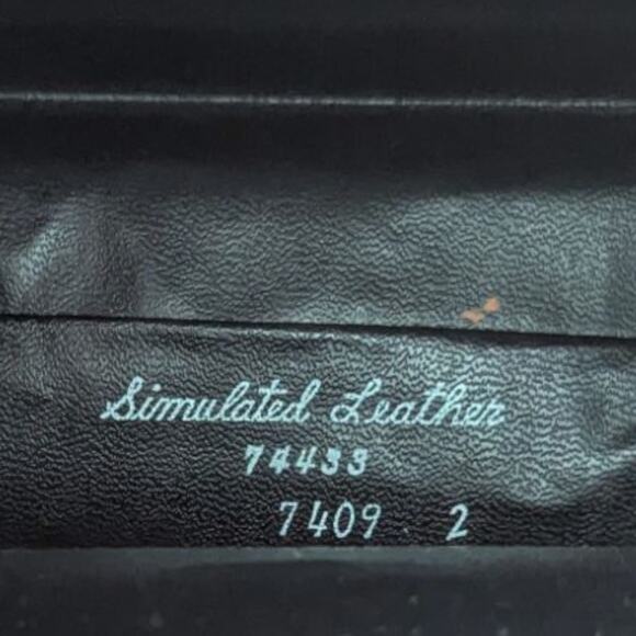 Vintage Purse Red Faux Simulated Leather handbag brass latch - Picture 8 of 8